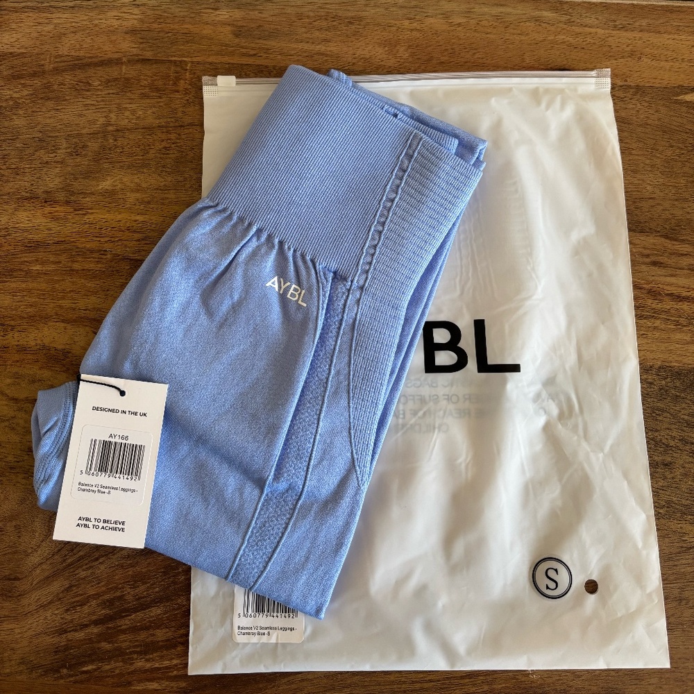NWT AYBL Balance V2 Seamless Leggings Color Blue Size Small